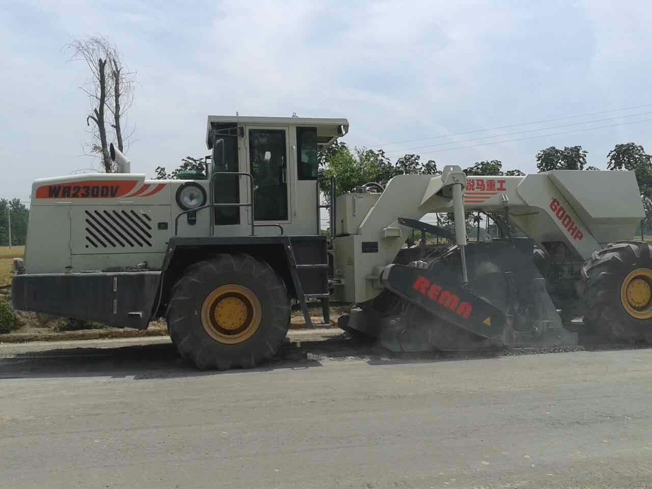 WR2300V，淮阳省道冷再生